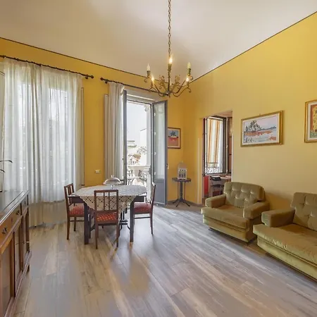 Liberty House * 체팔루